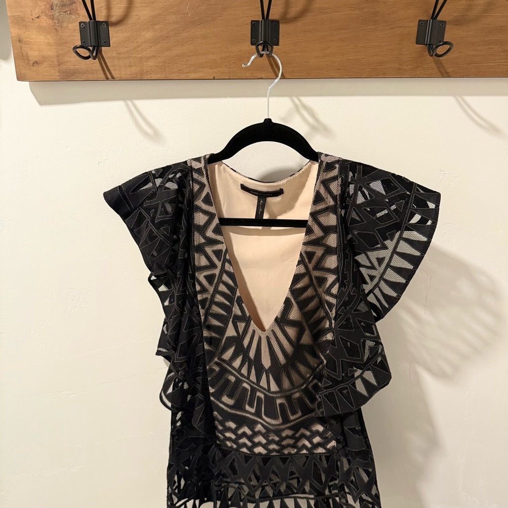 BCBGMaxAzria Black and Cream Triangle Pattern Dress